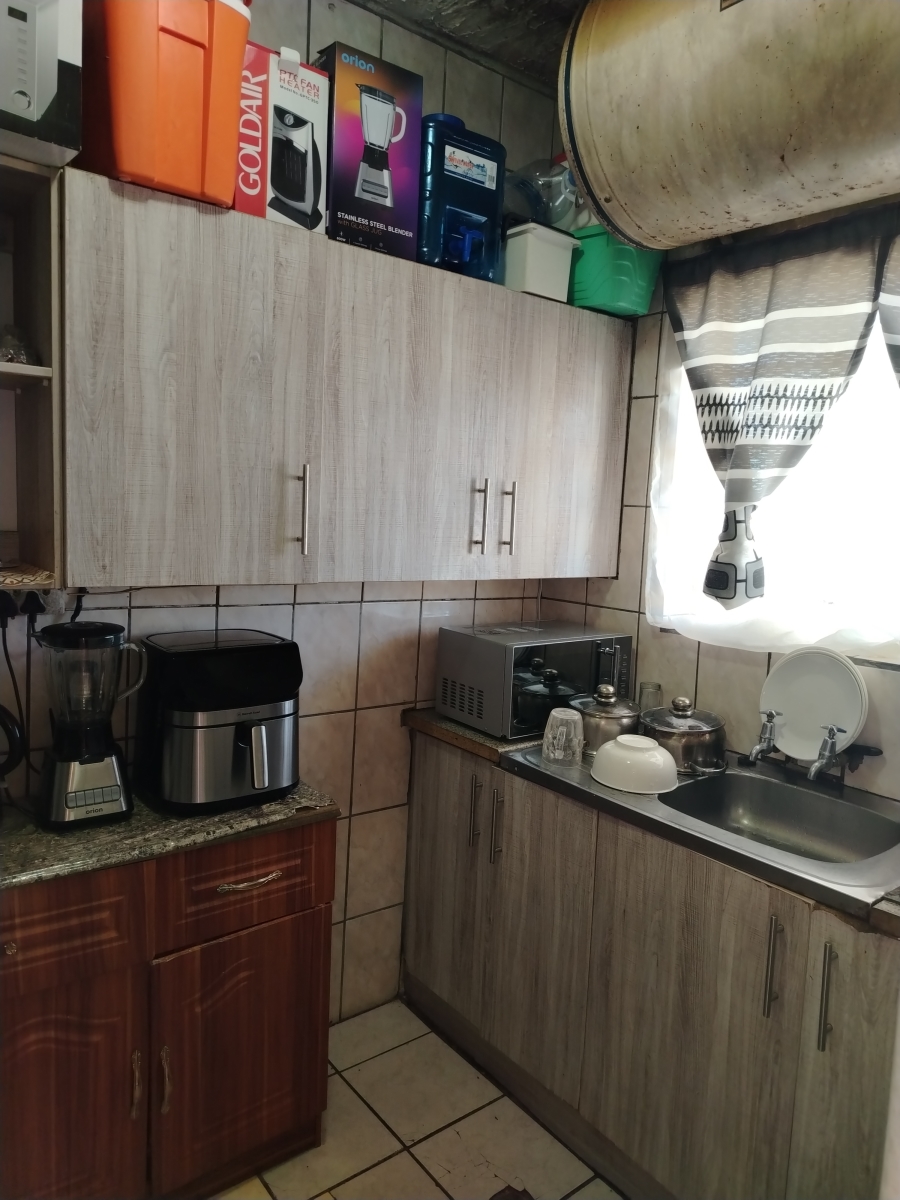 1 Bedroom Property for Sale in Quigney Eastern Cape